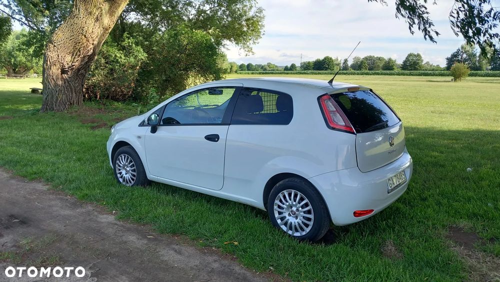 Fiat Punto 1.4 Easy S&S - 4
