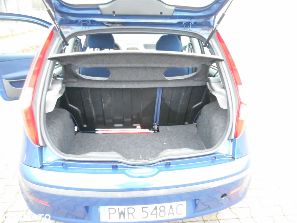 Fiat Punto 1.2 8V Fresh - 8