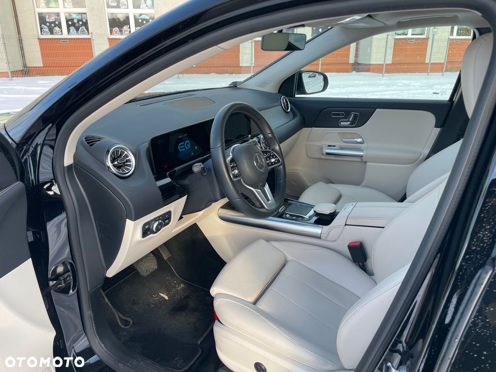 Mercedes-Benz EQA 300 66.5kWh 4-Matic Progressive - 8