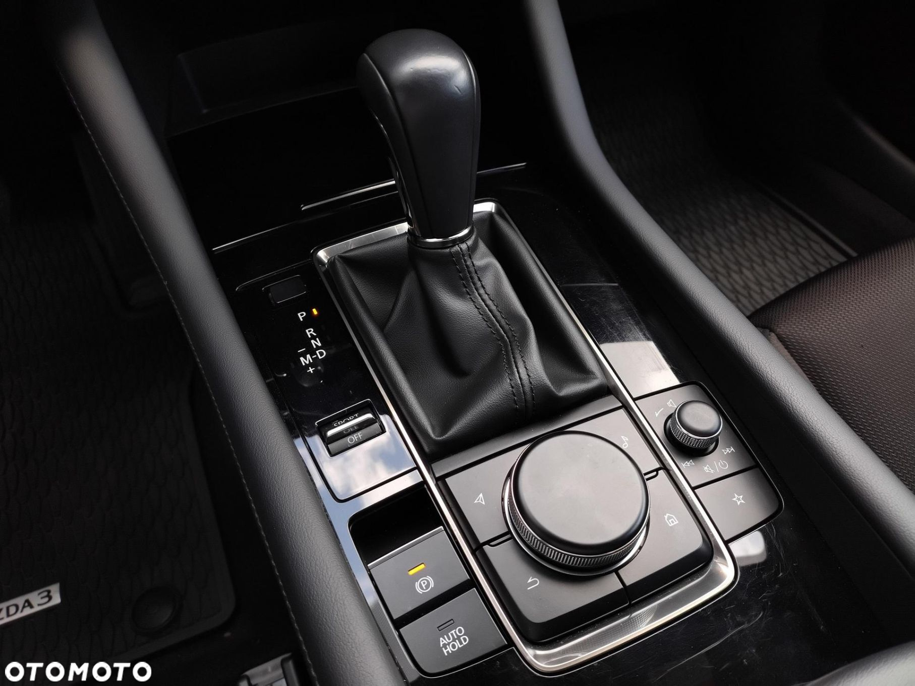 Mazda 3 - 18