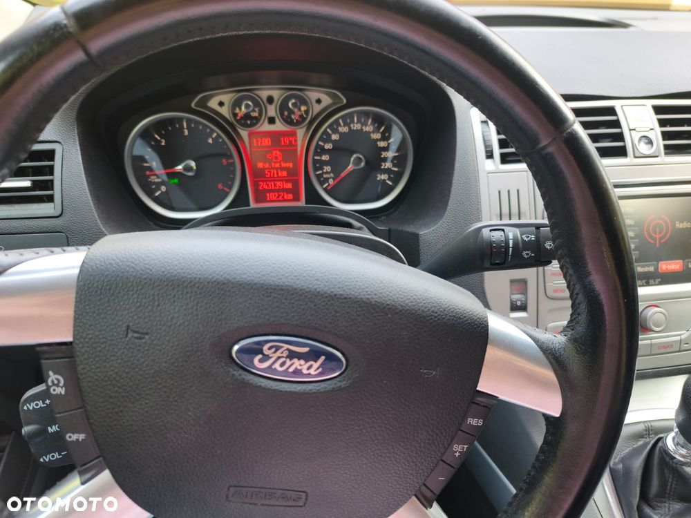 Ford Kuga 2.0 TDCi Trend - 13