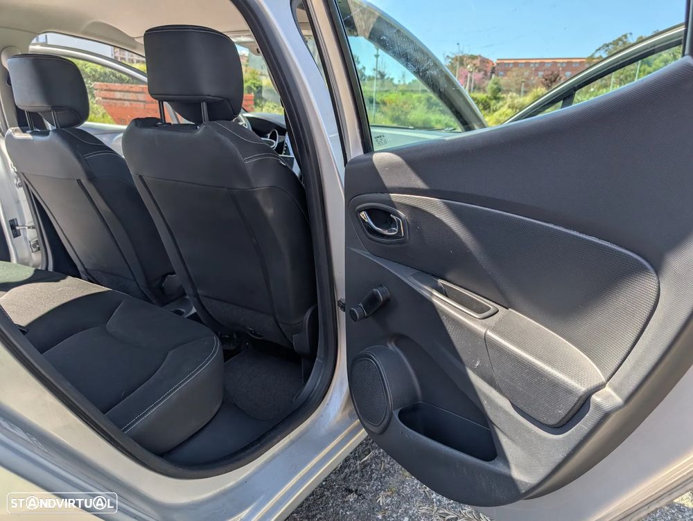 Renault Clio 0.9 TCE Dynamique S - 17