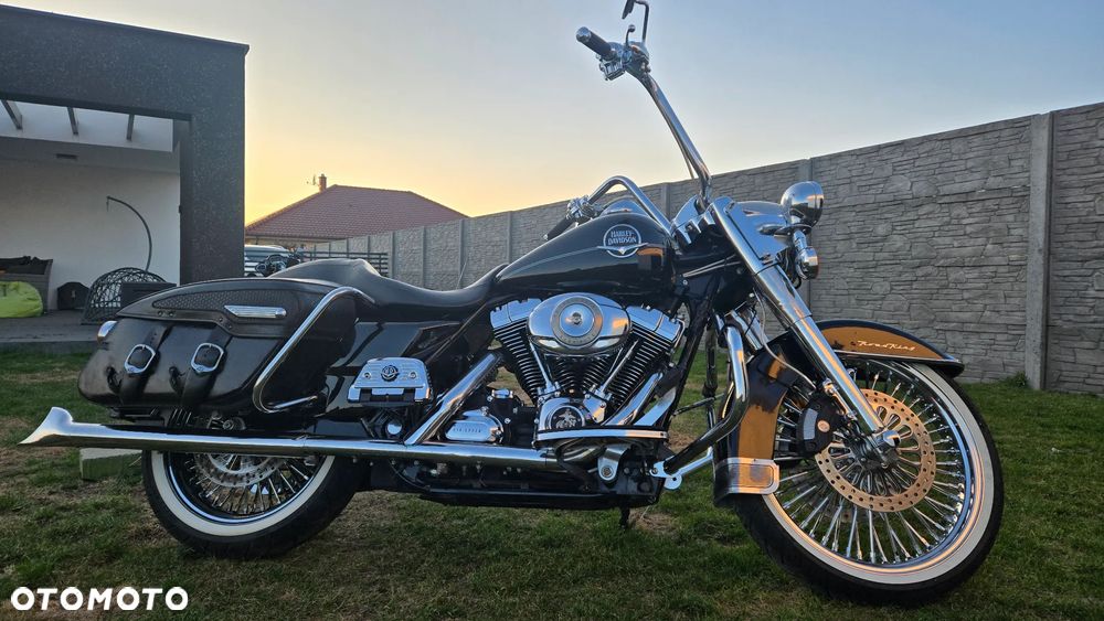 Harley-Davidson Touring Road King - 15