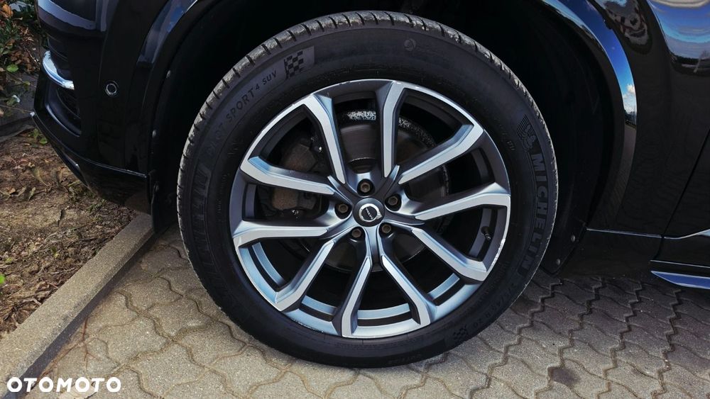 Volvo XC 90 - 32