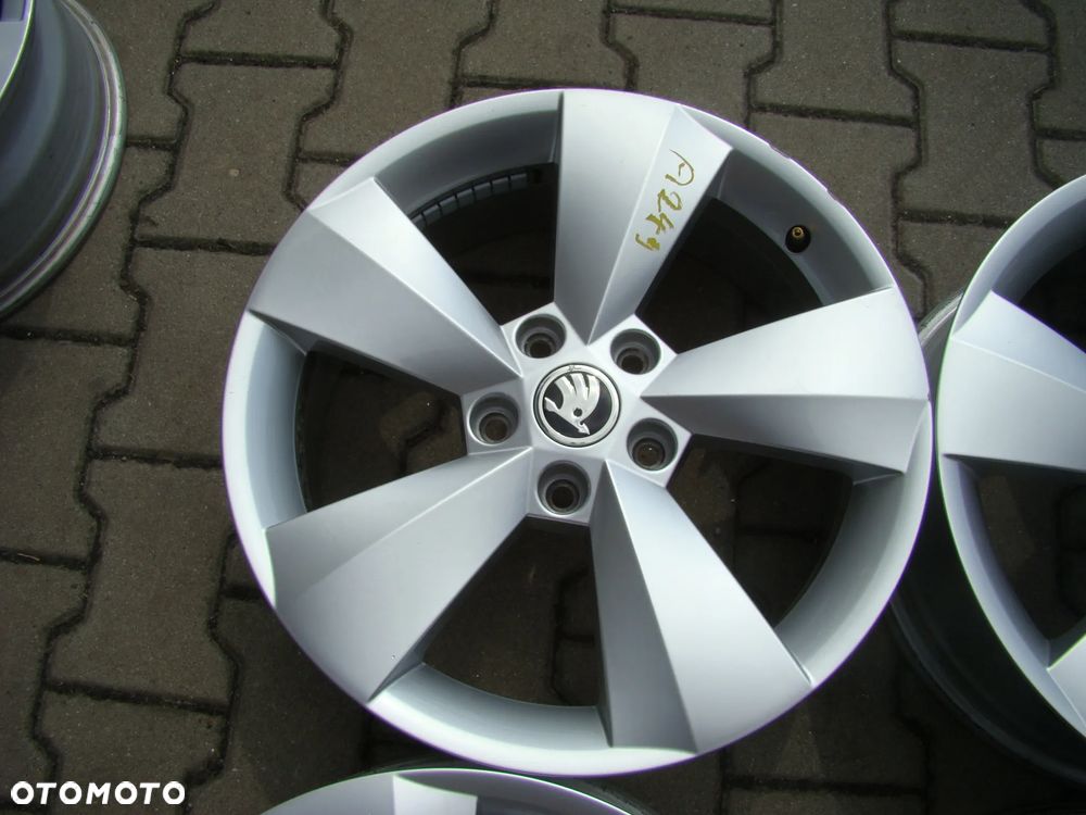 a249 5x112 Skoda Superb Octavia Yeti Karoq Kodiaq 6,5jx17 et38 - 4