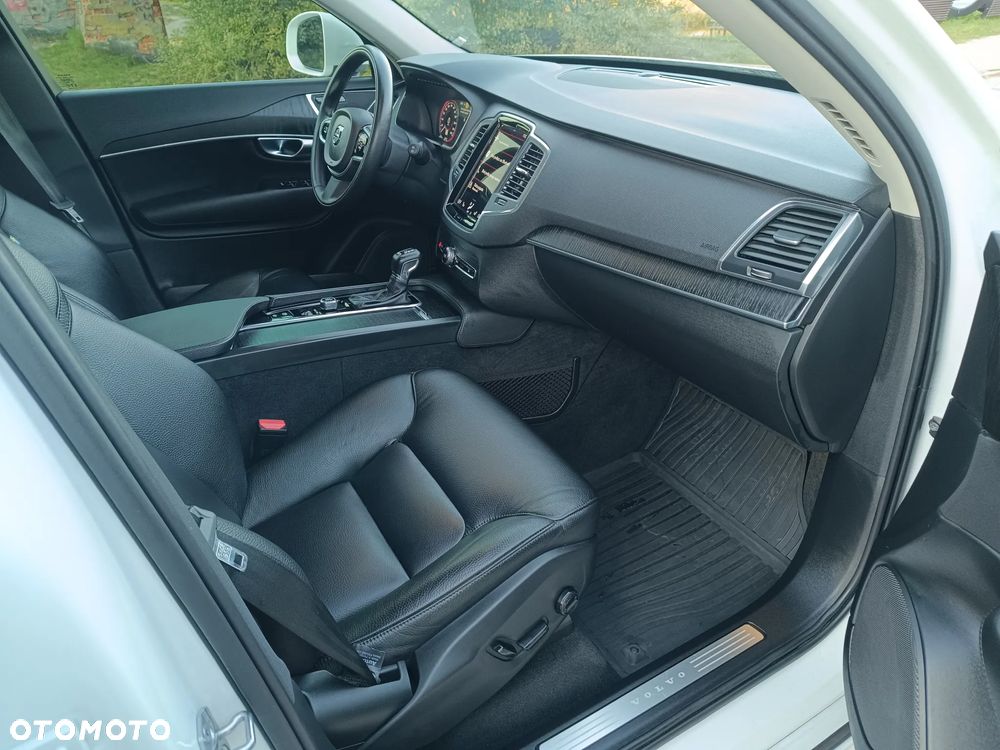 Volvo XC 90 T5 AWD Momentum 7os - 19