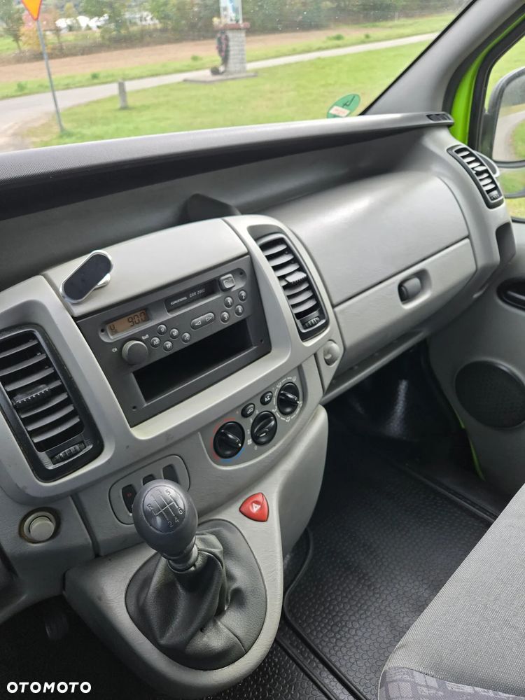 Opel Vivaro - 27