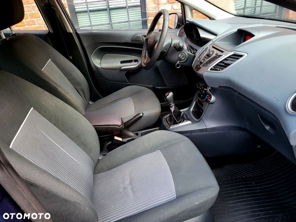 Ford Fiesta - 7