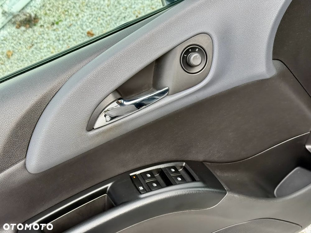 Opel Meriva 1.7 CDTI Innovation - 14