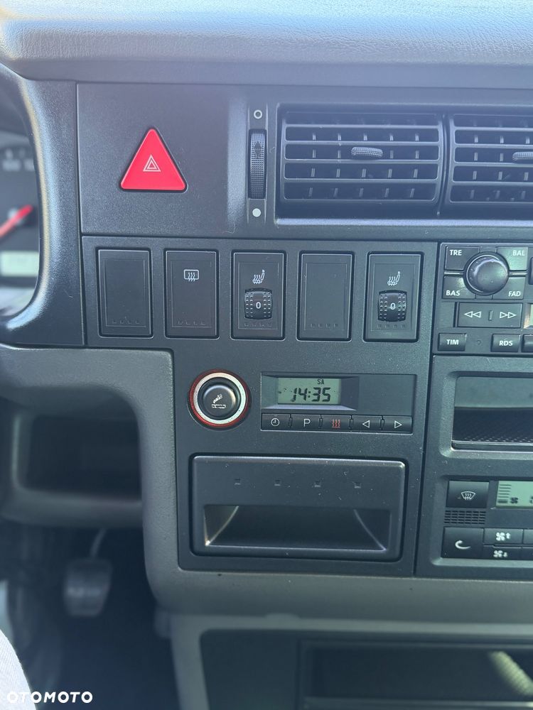 Volkswagen Multivan - 18