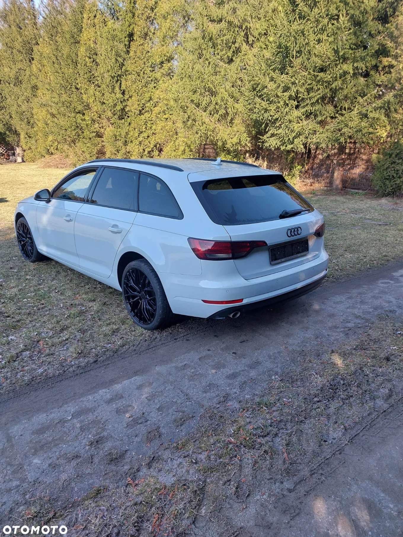 Audi A4 Avant 2.0 TDI ultra S tronic sport - 5