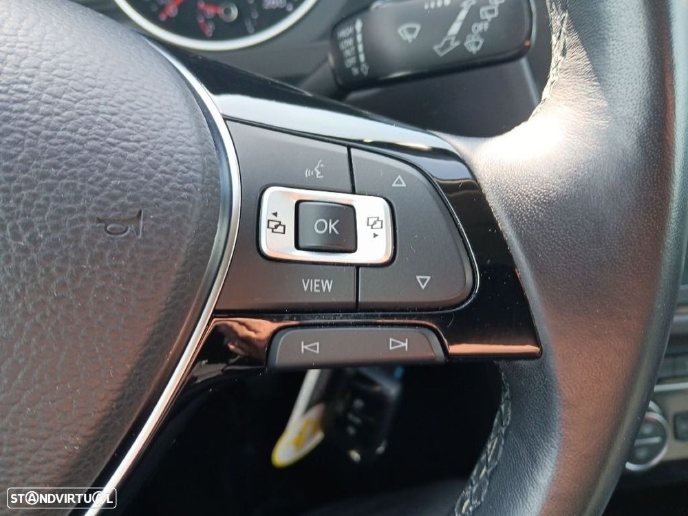 VW Tiguan 2.0 TDI Confortline - 22