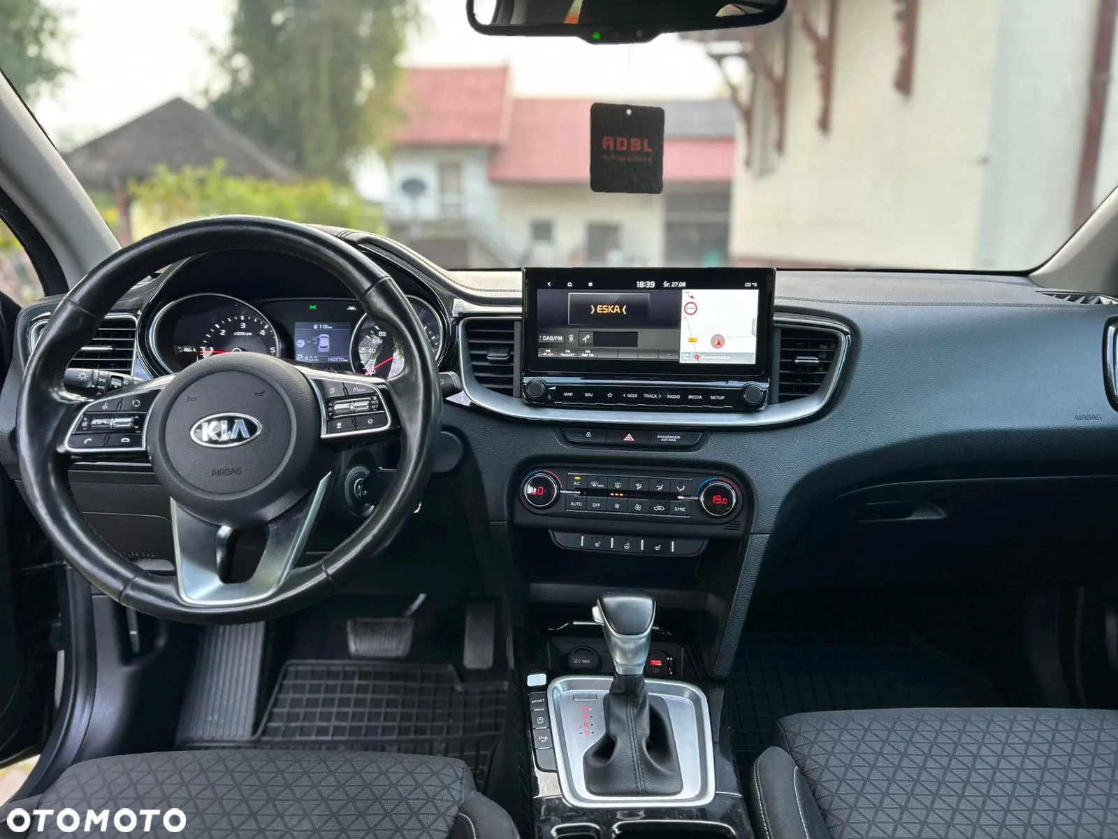 Kia Ceed 1.6 CRDi SCR L Business Line Plus DCT - 18