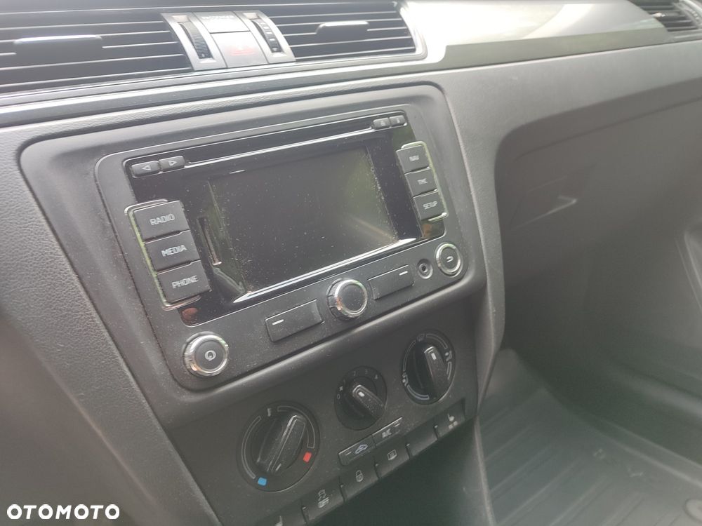 Skoda RAPID - 8