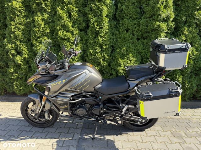 QJMOTOR 900 S - 14