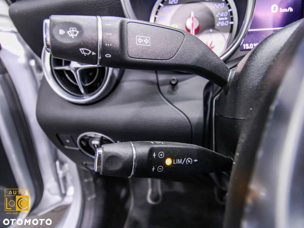Mercedes-Benz SLK 200 (BlueEFFICIENCY) 7G-TRONIC - 25