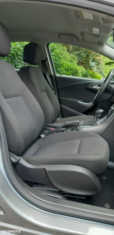 Opel Astra 1.6 Enjoy - 10