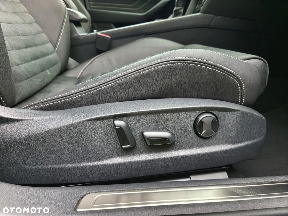Volkswagen Passat 2.0 TSI Elegance DSG - 37