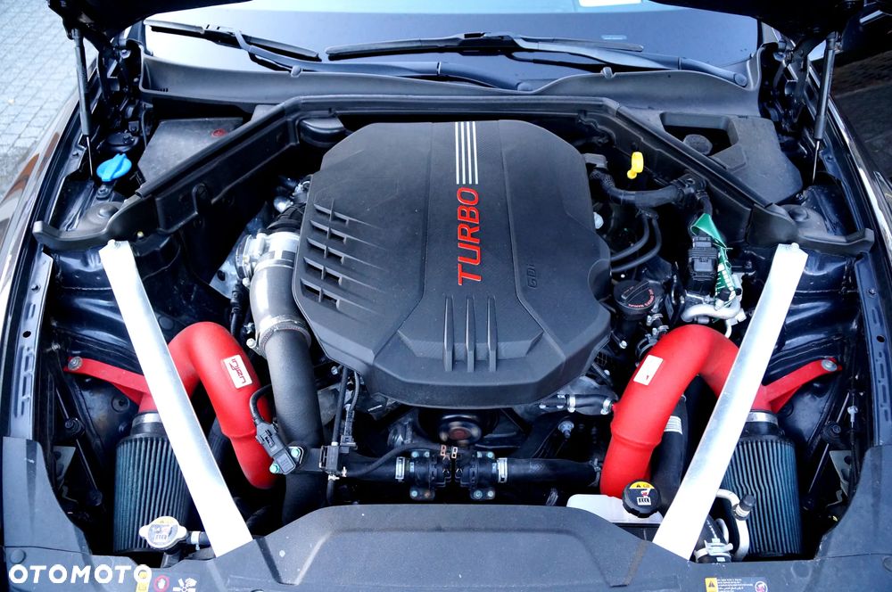 Kia Stinger - 23