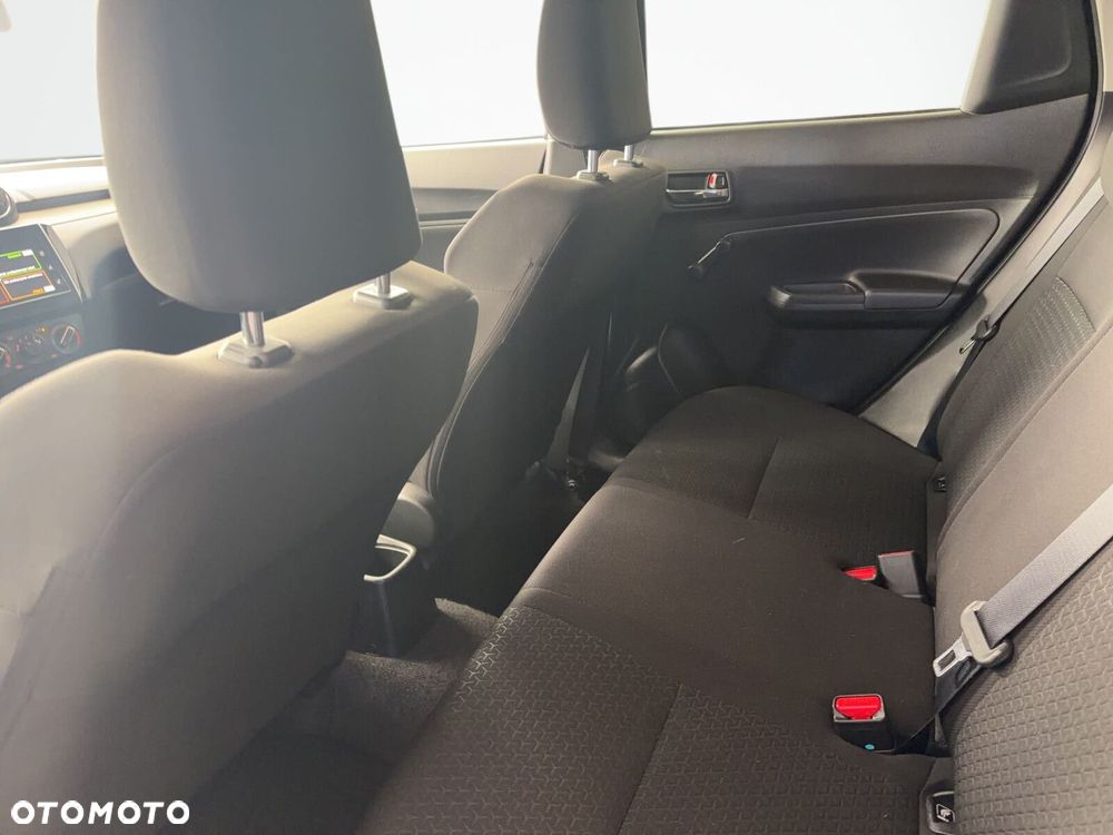 Suzuki Swift - 17