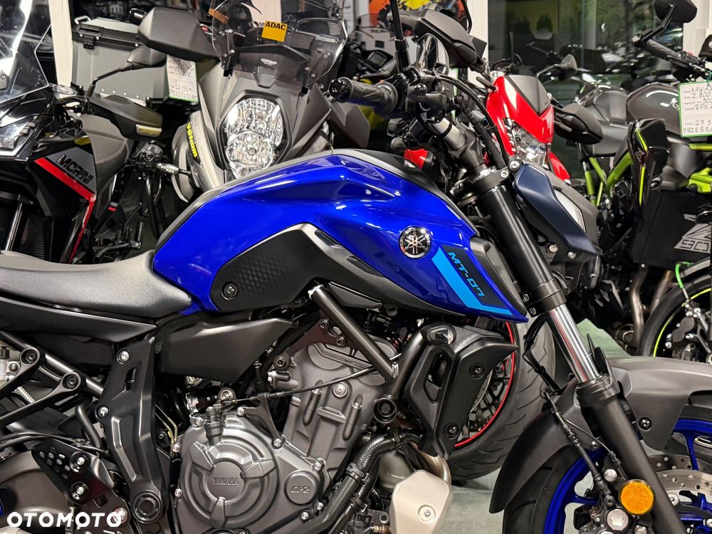 Yamaha MT - 9
