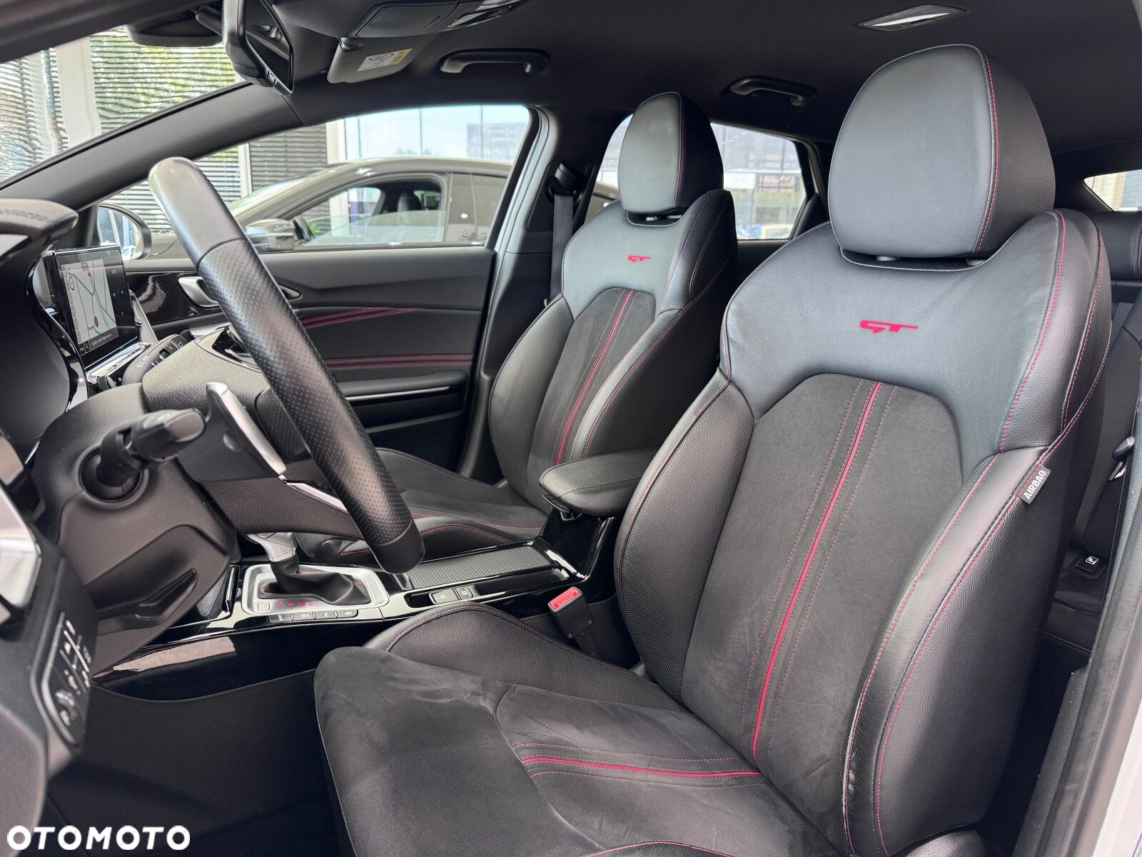 Kia ProCeed 1.6 T-GDI GT DCT - 10