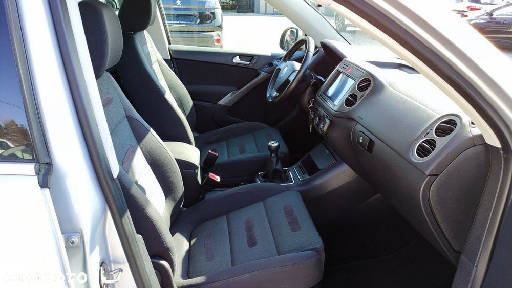 Volkswagen Tiguan 1.4 TSI BlueMot Sport&Style - 23