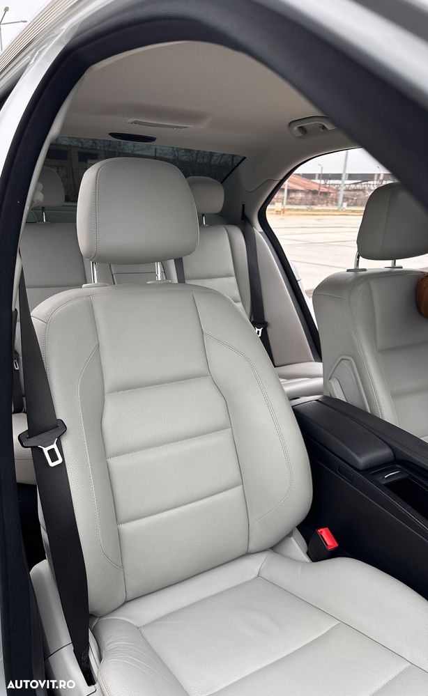 Mercedes-Benz C 200 (BlueEFFICIENCY) 7G-TRONIC Avantgarde - 14