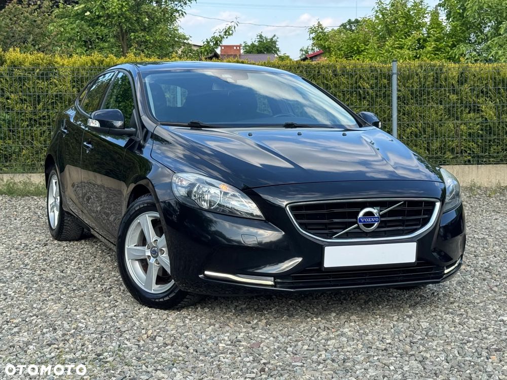 Volvo V40 D2 Momentum - 2