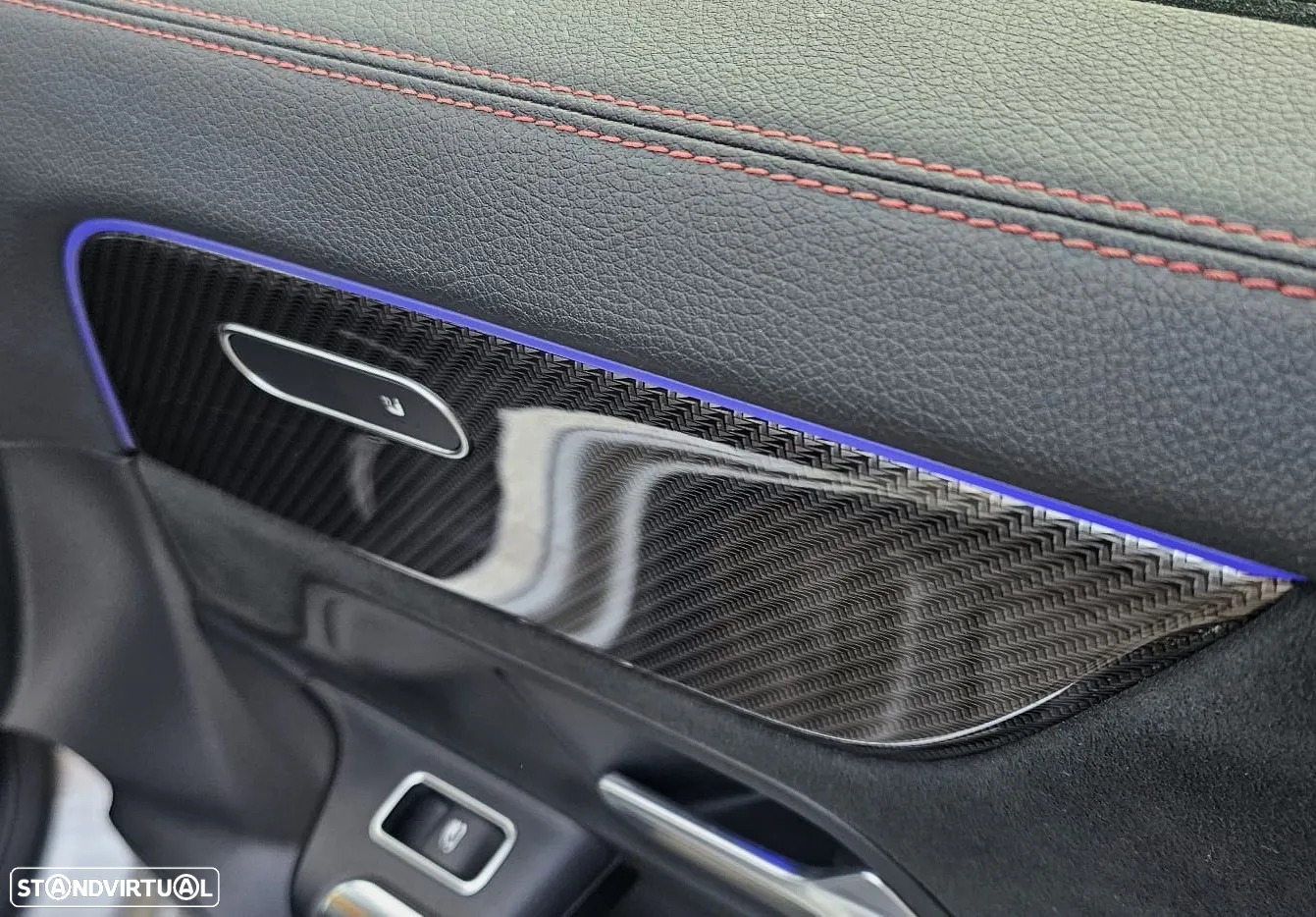 Mercedes-Benz GLA 180 d 8G-DCT AMG Line - 24