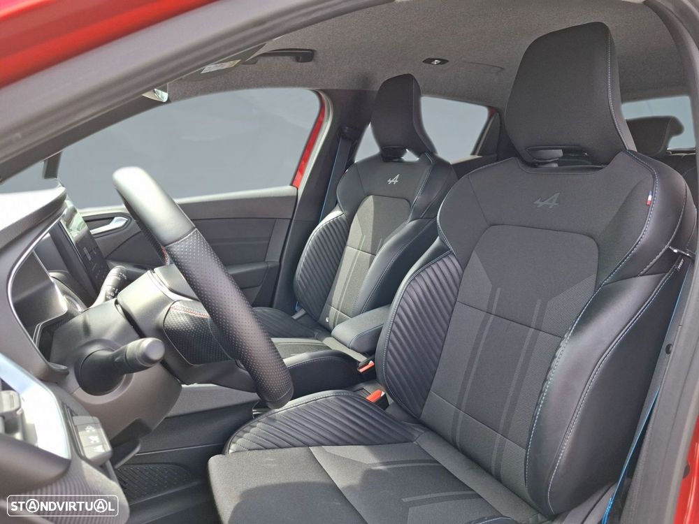 Renault Clio — fotografia 11