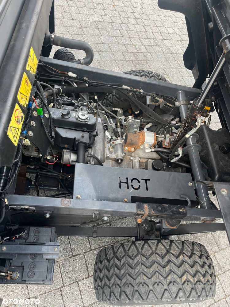 Kubota RTV 900 - 10