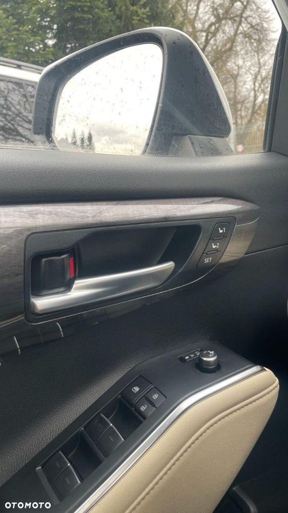 Toyota Highlander - 12