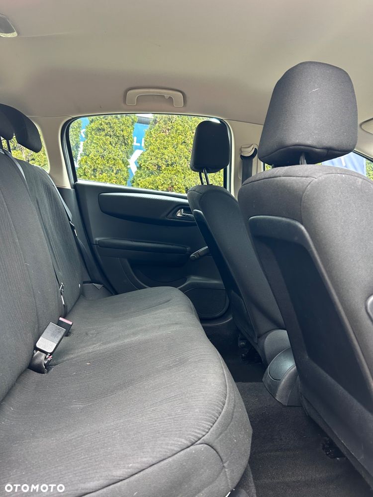 Citroën C4 VTi 120 90 Jahre - 10
