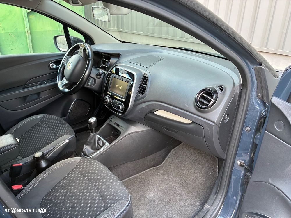 Renault Captur 0.9 TCE Exclusive - 11