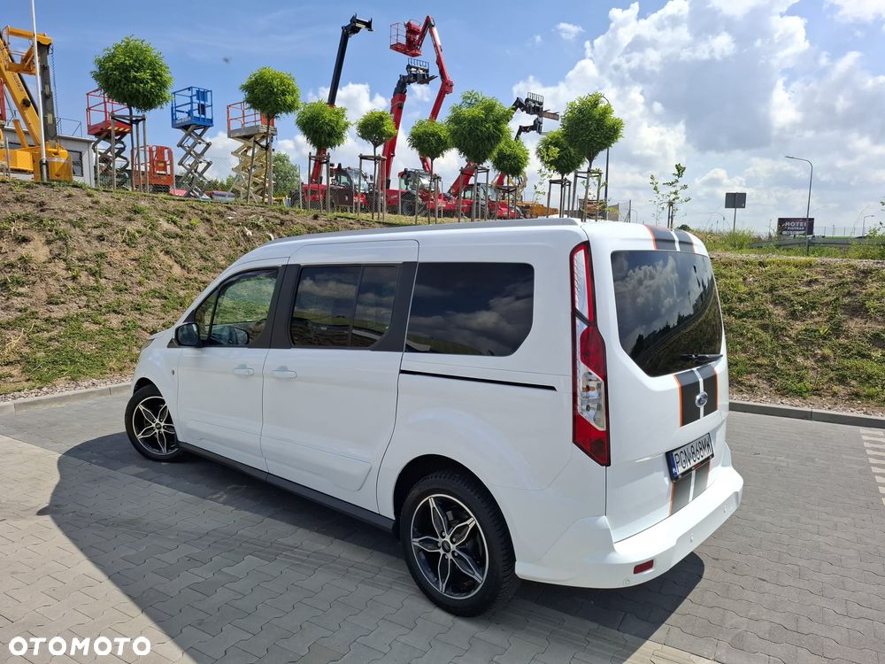 Ford Tourneo Connect Grand ver-grand-1-5-tdci-start-stop-titanium - 6
