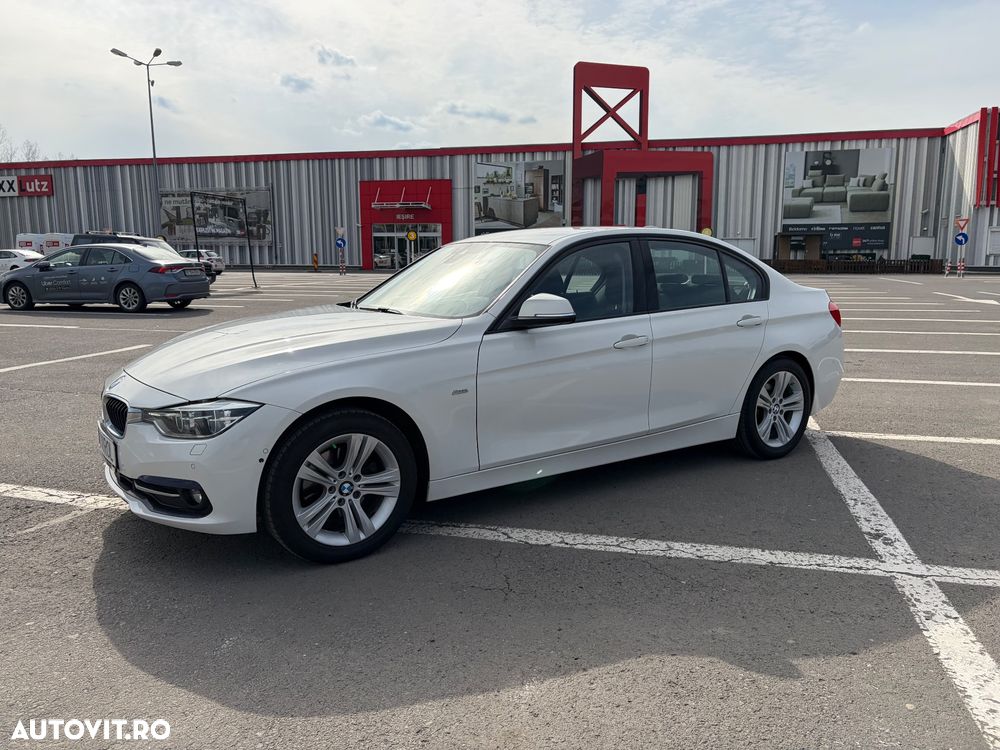 BMW Seria 3 320d Aut. Sport Line - 9