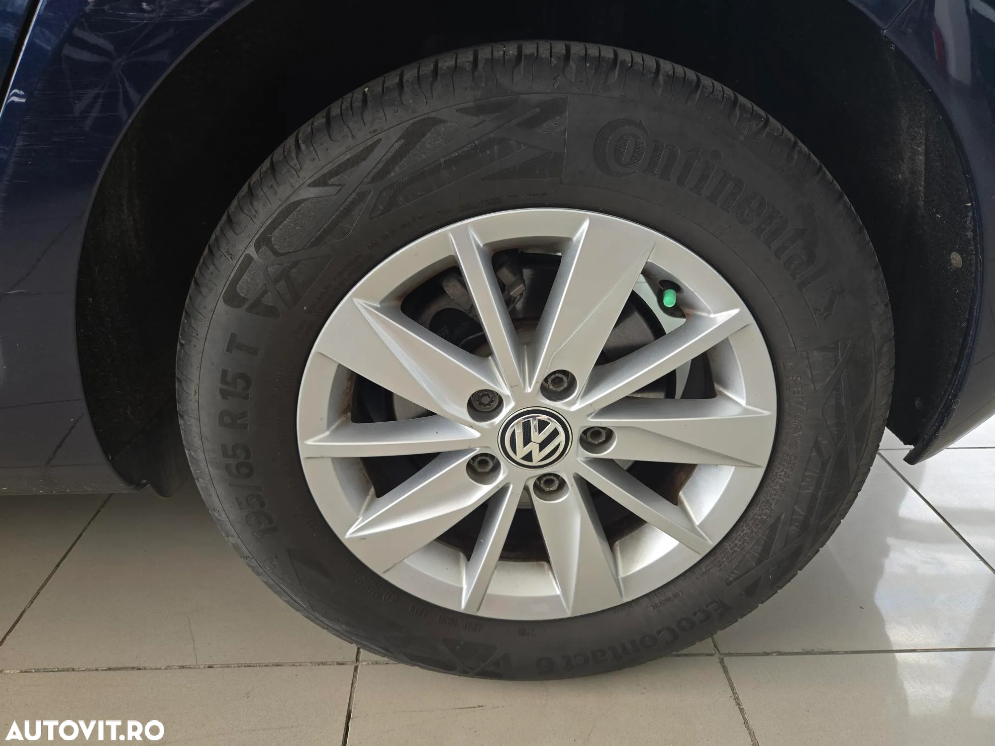 Volkswagen Golf 1.2 TSI BMT Comfortline - 20
