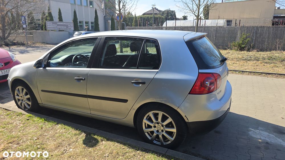 Volkswagen Golf 1.4 FSI Sportline - 5