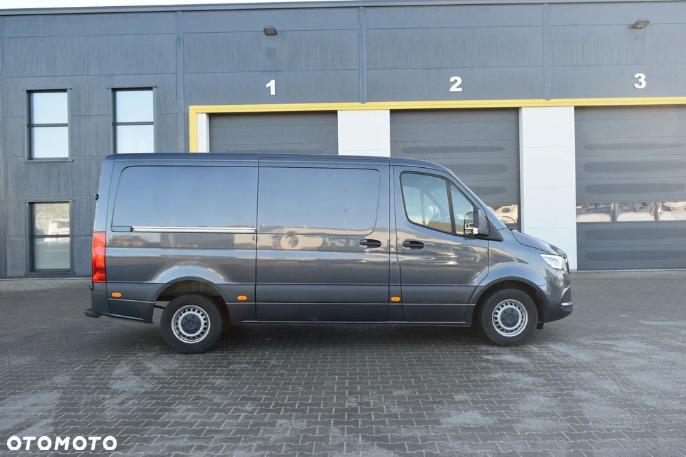 Mercedes-Benz Sprinter 319 V6 3.0 LED*Navi*Distronic*Webasto - 3