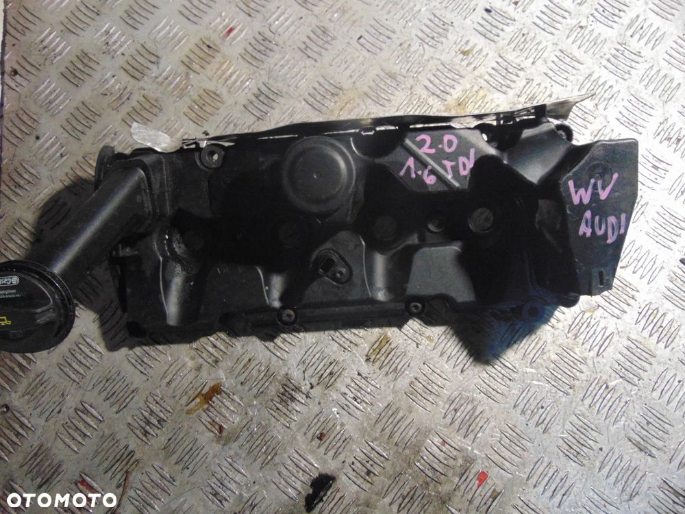 Pokrywa zaworów VW Audi 1,6/2,0 TDI - 1