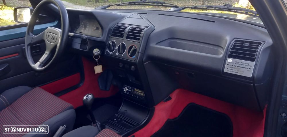Peugeot 205 Cabrio - 18