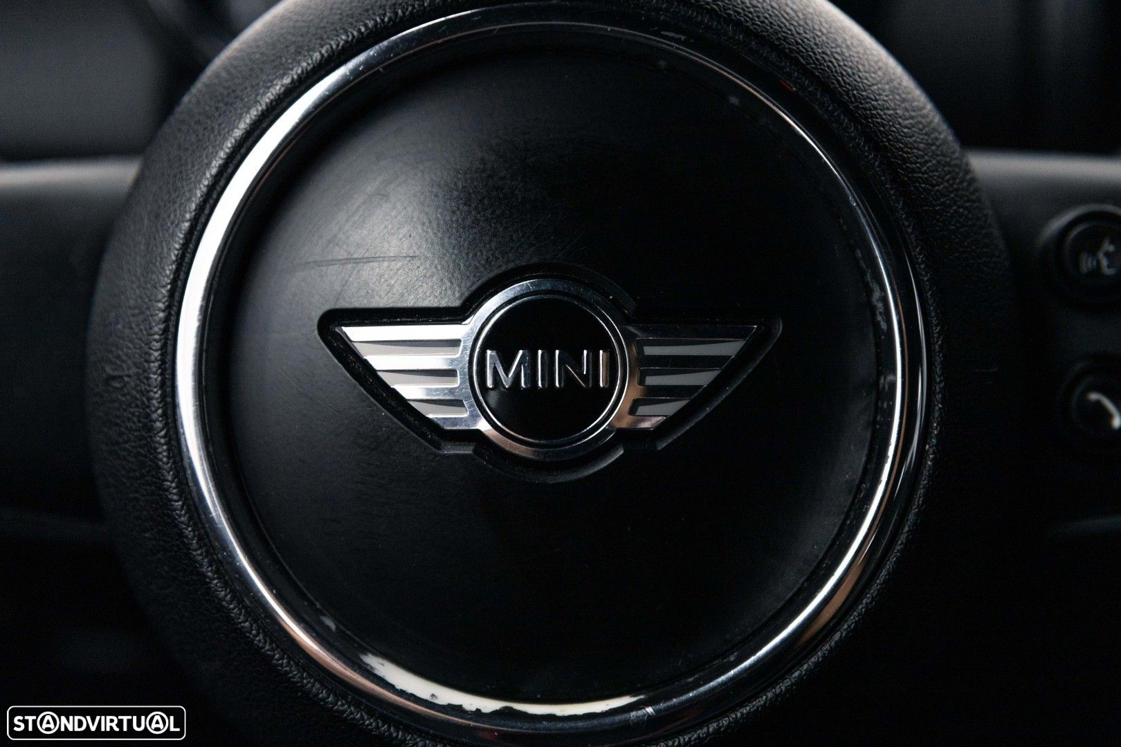 MINI 5 Portas One D - 28