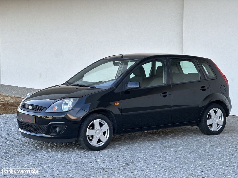 Ford Fiesta 1.4 TDCI Ambiente - 1