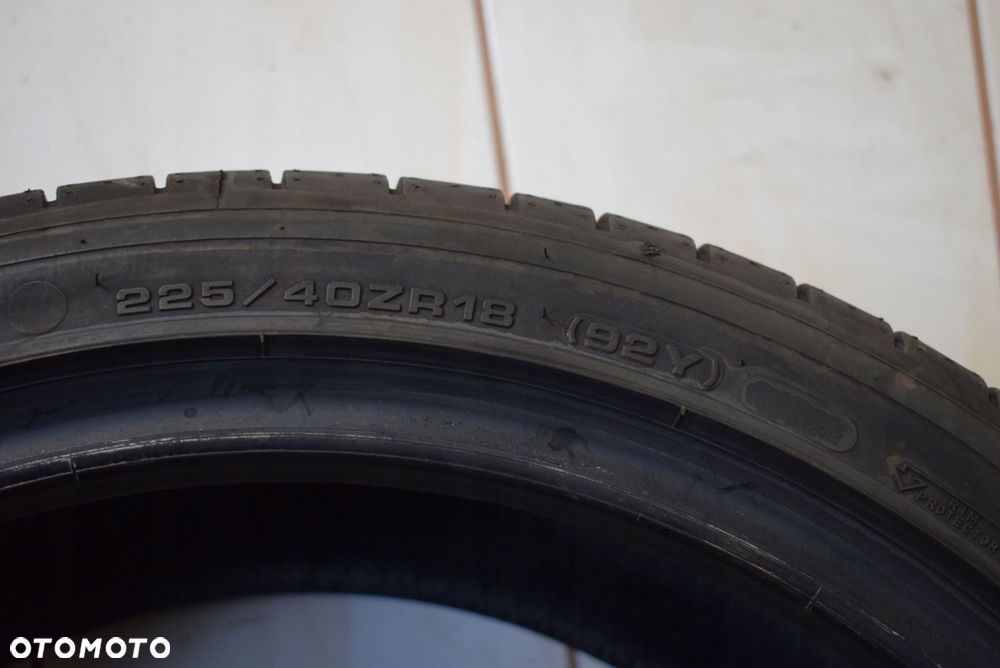ZR18 225/40 Dunlop Sport Maxx RT2 92Y Wysyłka gratis! - 4