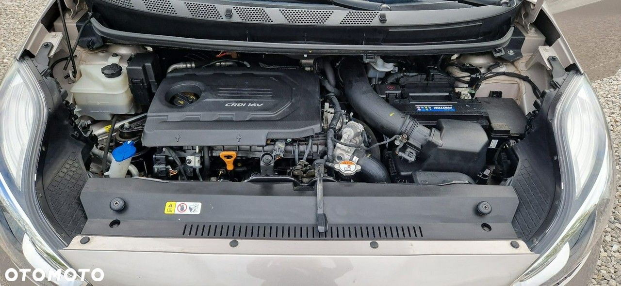 Hyundai ix20 - 40