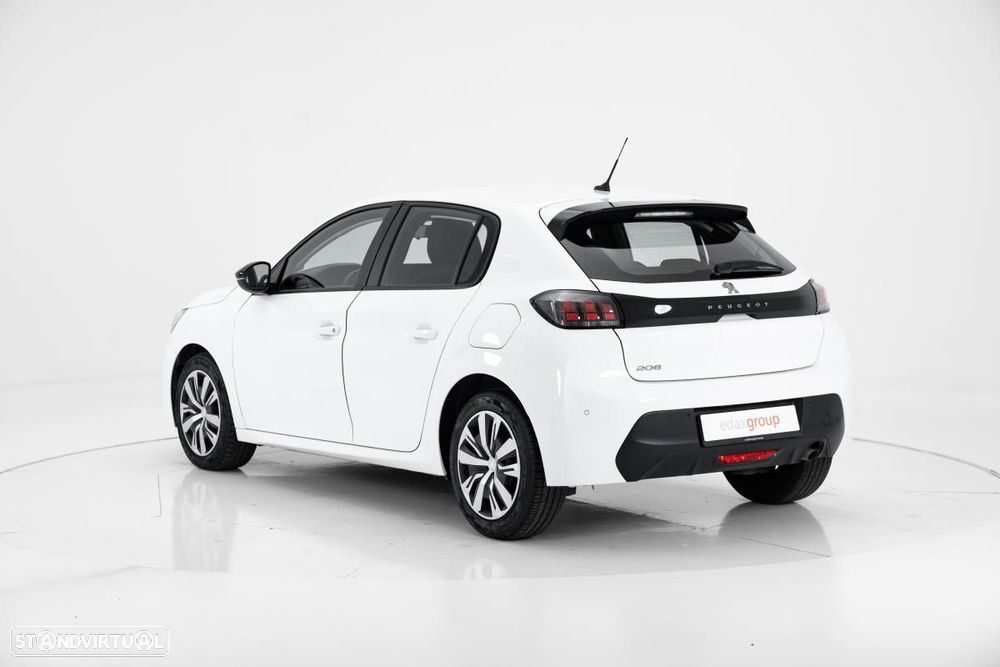 Peugeot 208 - 5