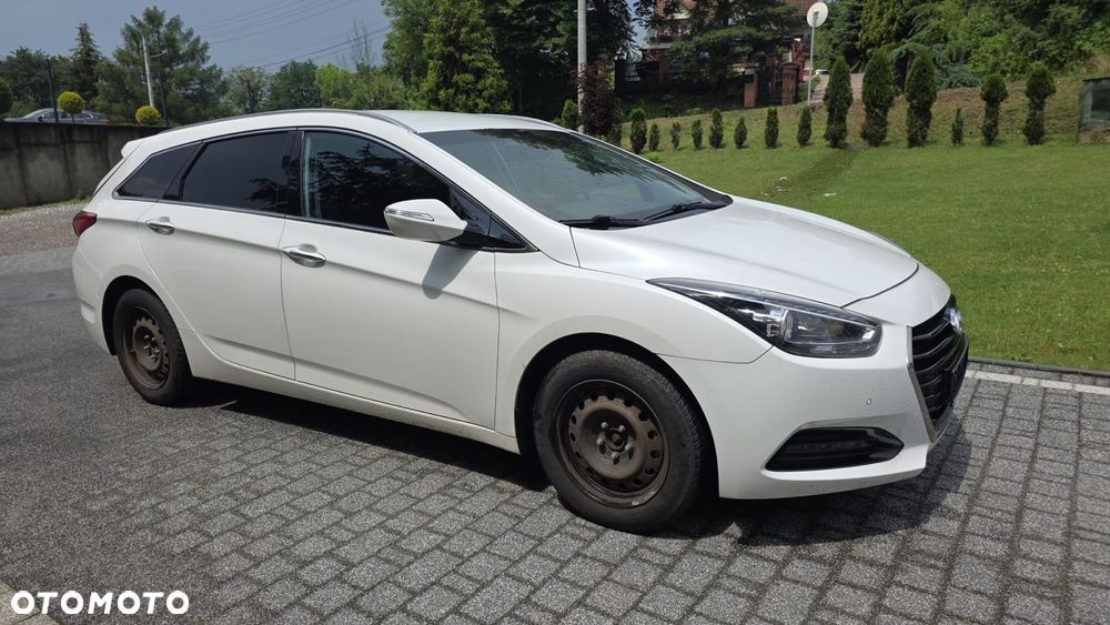 Hyundai i40 1.7 CRDi Comfort + - 31