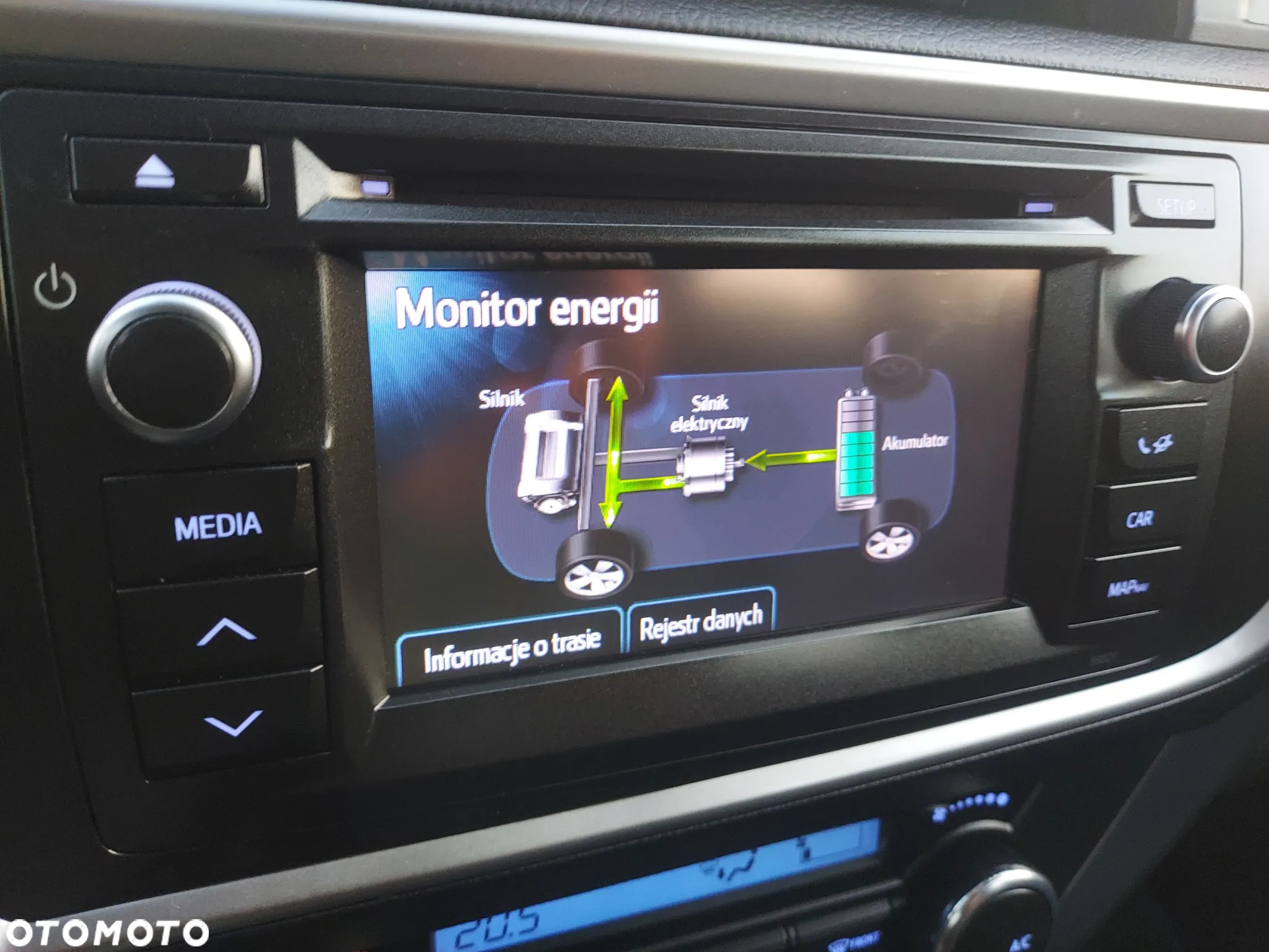 Toyota Auris 1.8 Hybrid Executive - 21