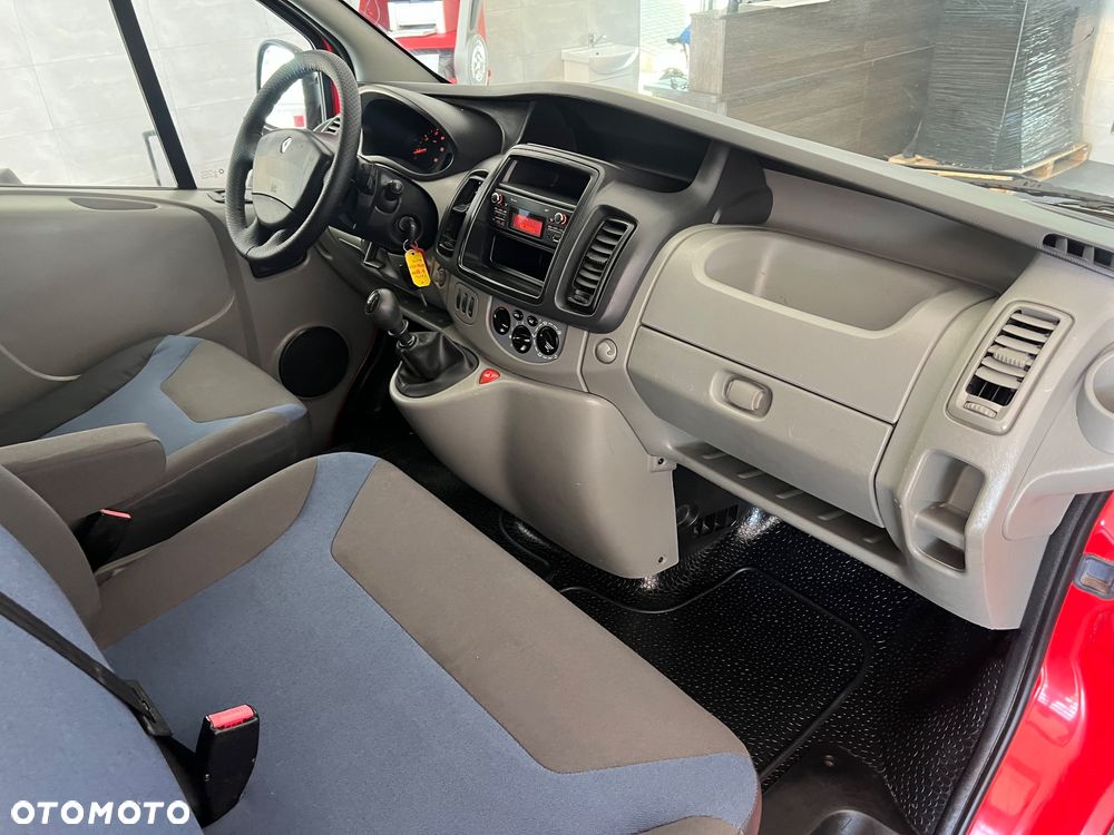 Renault Trafic - 26